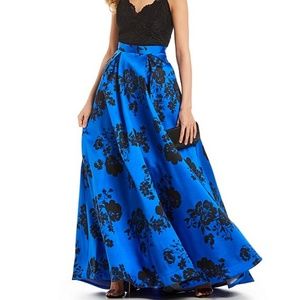 B Darlin Prom Dress Gown Size 5/6 Royal Blue Black